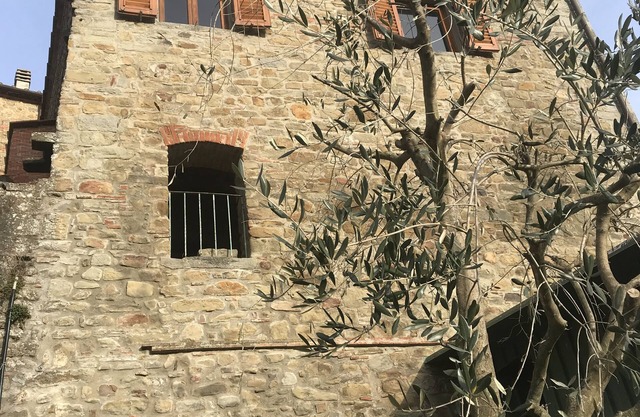 Entire house in a castle village with panoramic views