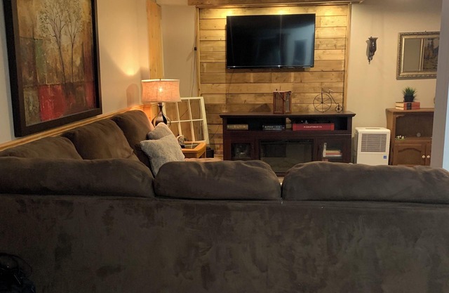 Entire House in Grand Valley