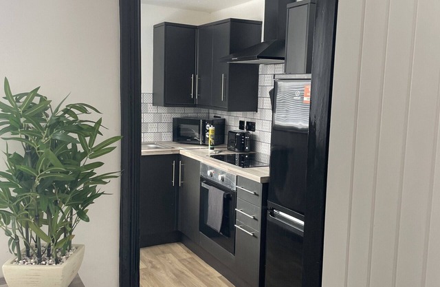Entire House- Middlesbrough Central