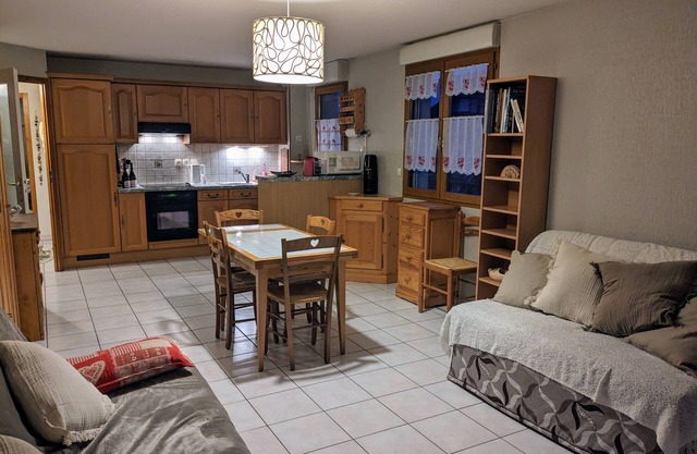 Entre lac et Montagnes, Appartement Cosy Dans un Environnement Calme !