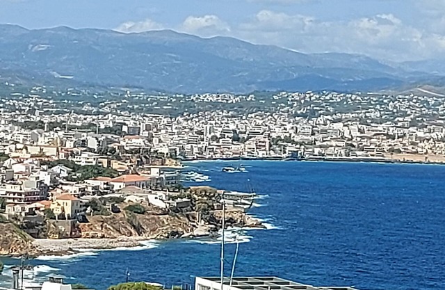 Eolia,2-bedroom apt with panoramic view of the charming Chania and WiFi+AC