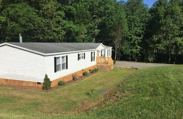 Escape the City! Plain Outside; Gorgeous Inside; Huge Horse/Cattle Farm