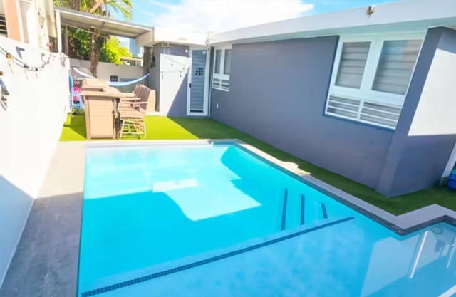 Escape to an oasis with a private pool. 8 min from the airport and close to everything