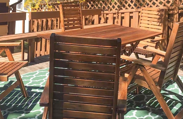 Escape to Grand Bend at Sunnyside Cottage