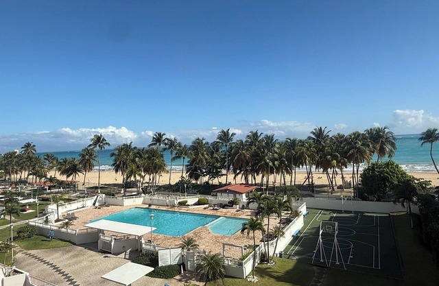 Escape to Paradise: Beachfront Apartment in Isla Verde, Puerto Rico.