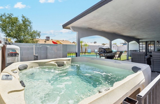Escape to your own private paradise in the heart of Arizona