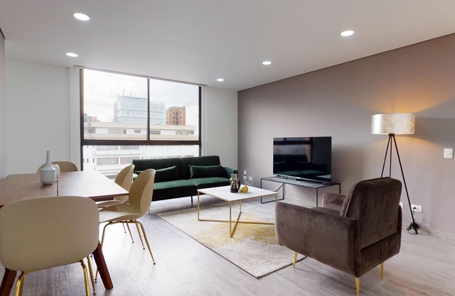 Espacioso Apartamento Ubicado Cerca de los Mejores Centros Médicos y Estéticos