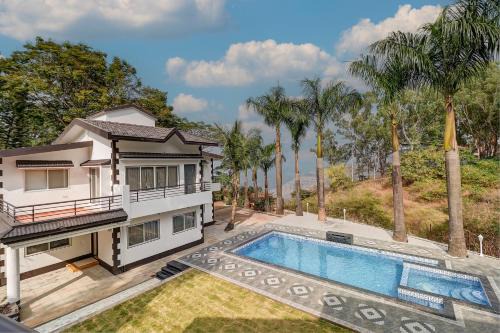 Esperanza Villas with Free Breakfast, Swimming Pool and Valley View