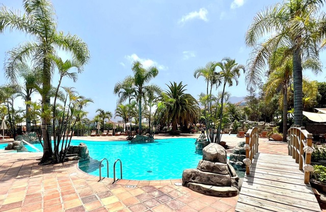 Estandar AP, Piscina, acceso directo a la Playa