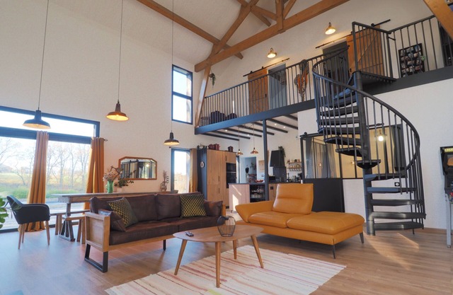 Exceptional stay in Périgord : Tobacco drying house, Heated swimming pool