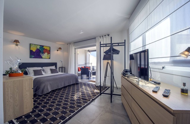 Exceptional Studio Seaside - Casa Bersim 1