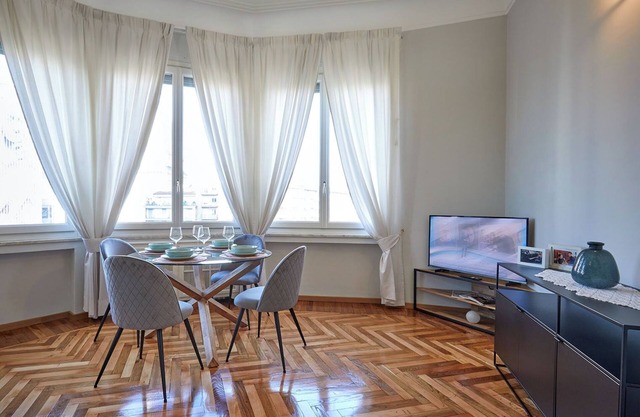 Exclusive 100sqm Mole View