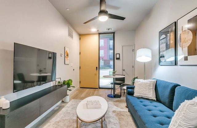 Exclusive 1Bed New Luxury Apt