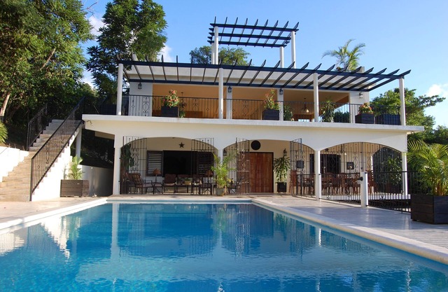 Exclusive 20 bedroom Property for Reunions, Weddings, events