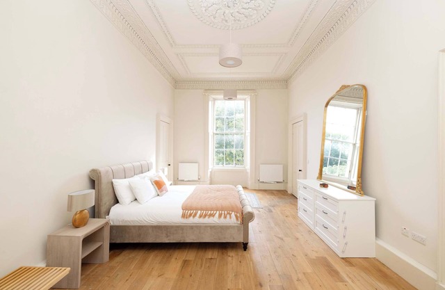 Exclusive House with Free Parking