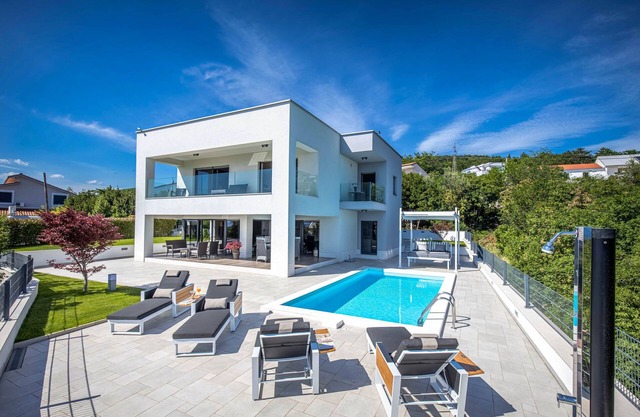 Exclusive Villa Rina Crikvenica 5 * with heated pool and panoramic sea view