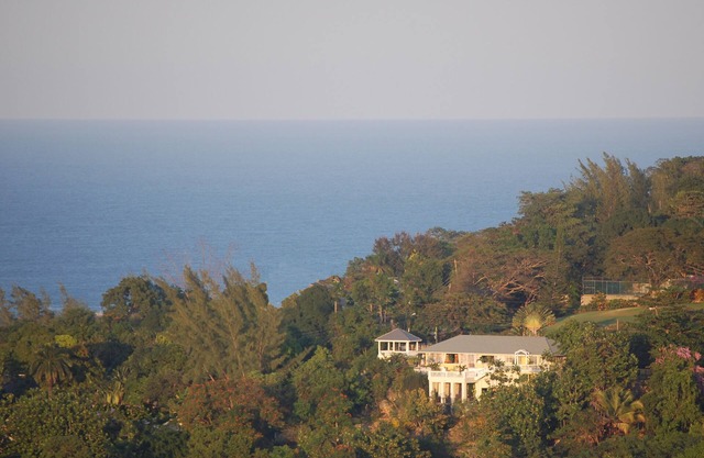 Exclusive With Full Staff, Members Beach, Fabulous Ocean Views
