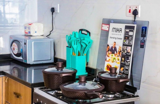 Executive two bedroom furnished apartment in Kileleshwa, Nairobi Kenya.