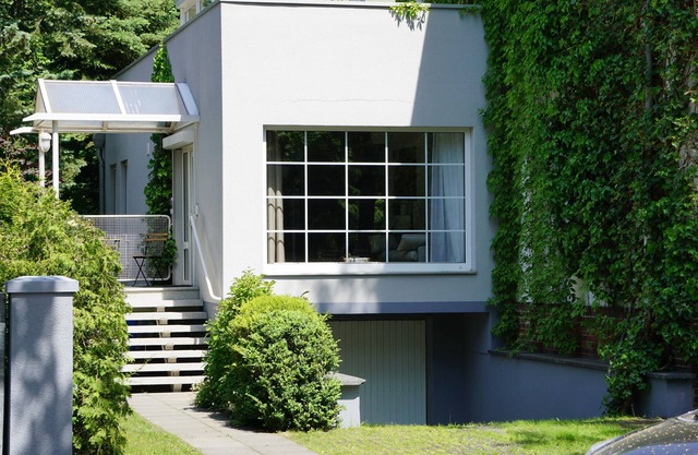 Experience and enjoy Berlin NEW MODERN SYMPATHIC