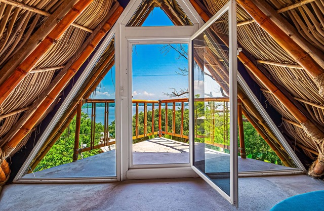 Experience Coastal Bliss in Isla Navidad - Stunning Waterviews