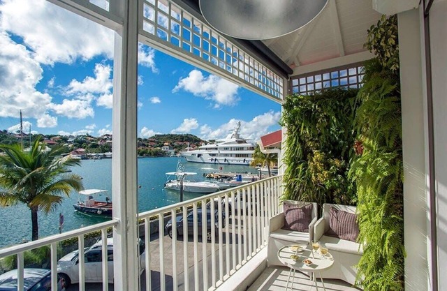 Experience Unparalleled Luxury at Suite Harbour