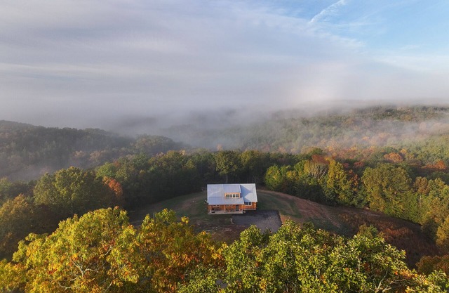 EXTRAORDINARY Home at Sky Hawk Ridge, a 185-acre Refuge next to Buffalo River