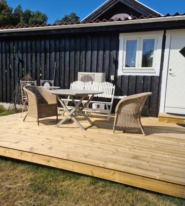 Förtjusande gästhus med parkering