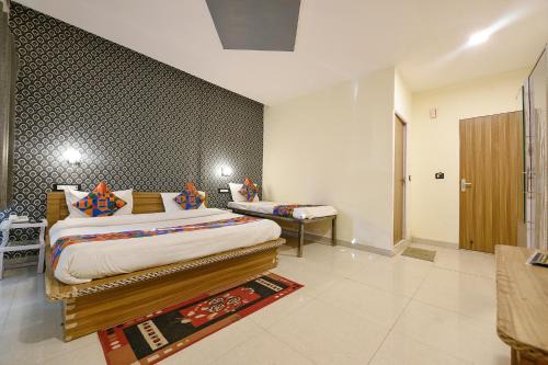 FabHotel Sizzling Resort & Adventure - Nr Main market