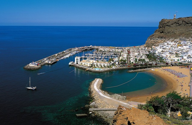 Fabulous luxury apartment 50 meters from the beach in Mogan