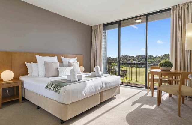 Fairway Views – Moonah Apartment 23 & 24