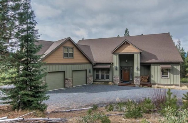 Fall is fast approaching! Come enjoy some fall cool nights at the Mt Cabin!