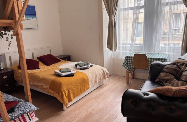 Family Apartment in Fountain Park