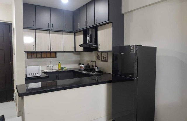 Family Apartment NearJinnah International Airport and Malir Cantt CP 6