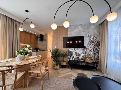 Family & Business Sauna Apartments Baltic Horizon No 3 PREMIUM SPA - 3 Bedroom with Private Sauna, Jacuzzi, Rooftop Gym & Panoramic Terrace, Balcony, Underground Garage