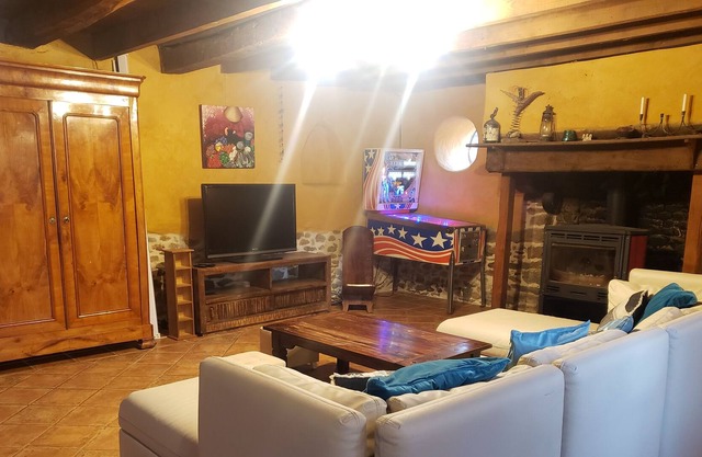 Family Cottage in Brittany near Rennes / Saint Malo - spa and heated pools