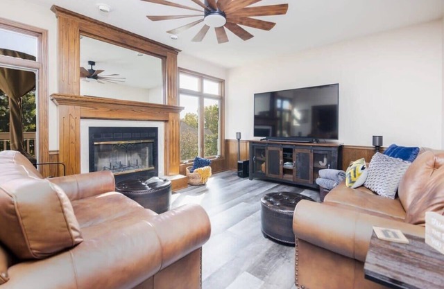 Family Friendly 5 BR Home with Hot Tub & Game Room