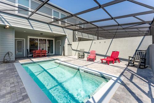 Family-Friendly 5BR with BBQ & Resort Perks