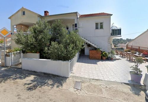 Family-friendly apartments with swimming pool Hvar - 24484