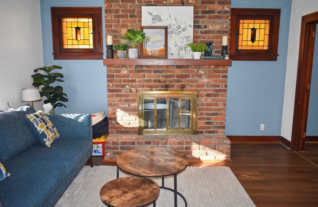 Family & Pet-Friendly Home w/Fenced Yard & Office by Kennywood & The Waterfront
