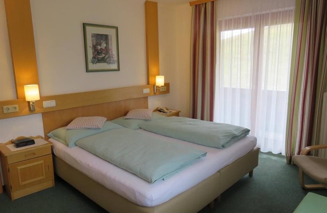Family room "Feuerlilie" with mountain view - Berghof Sturmgut