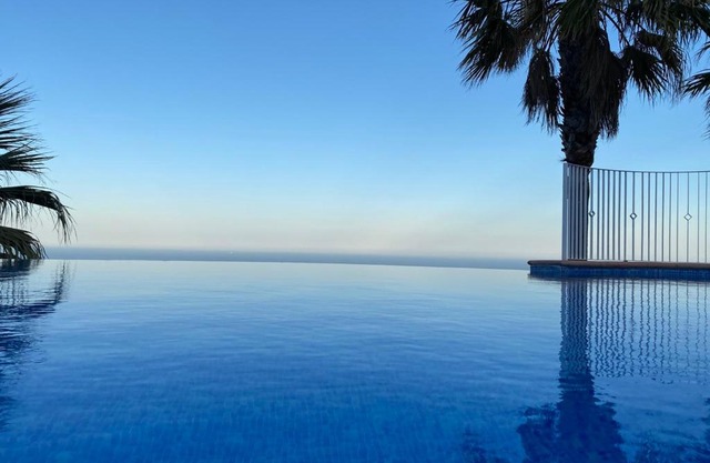 Fantástico apartamento con vistas panorámicas al mar
