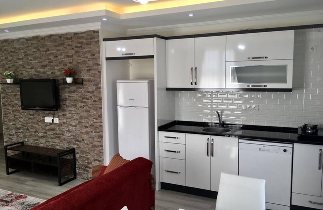Fantastic 1+1 Flat & Kitchen Close to DLM Airport
