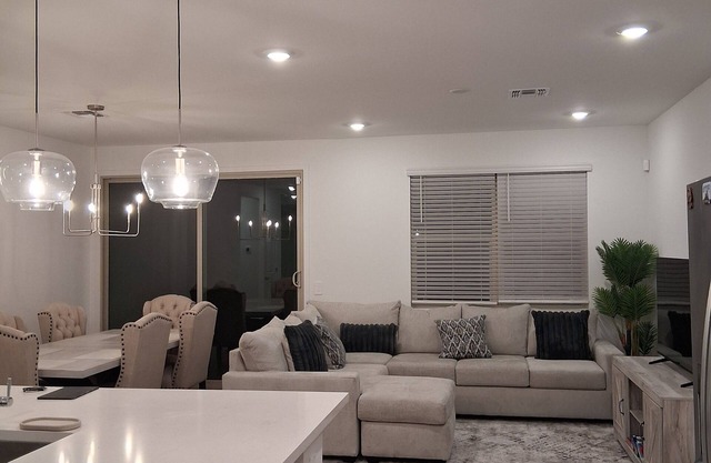 Fantastic 3-bedroom house with AC in Sun City West