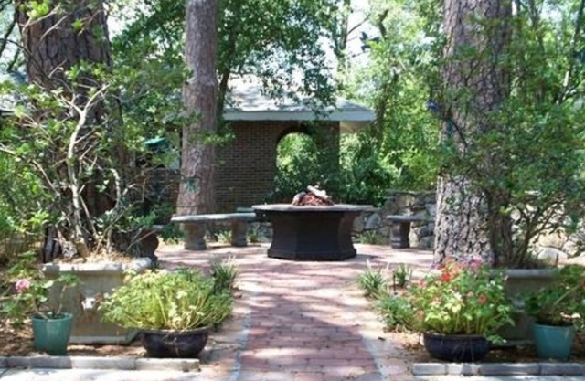 Far View - A Bed & Breakfast Estate