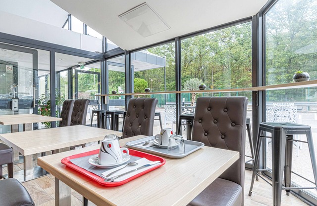 Fasthotel Cléon Rouen Sud