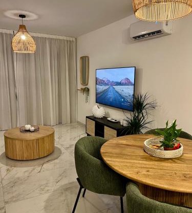 FatCow Beach Apartment Ultra