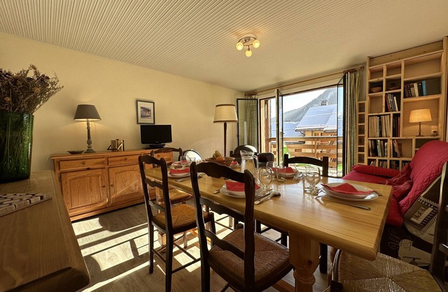 Feet of Chantemerle's ski slopes - 6 people