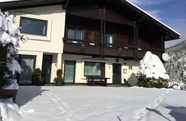 Ferienhaus Latschen - Appartement Latschen & Ferienhaus A.d. Nockalmbahn