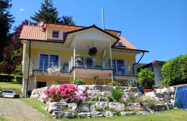 Ferienwohnung 2, mit ca. 65 qm, 1 Schlafzimmer, für max. 3 Personen