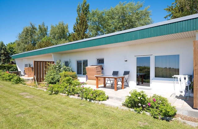 Ferienwohnung Am Holm Bungalow 2 im Erholungsort Born am Darß